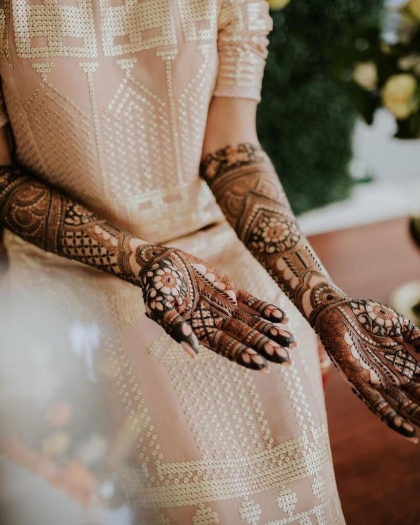 mehndi designs bridal front hand
