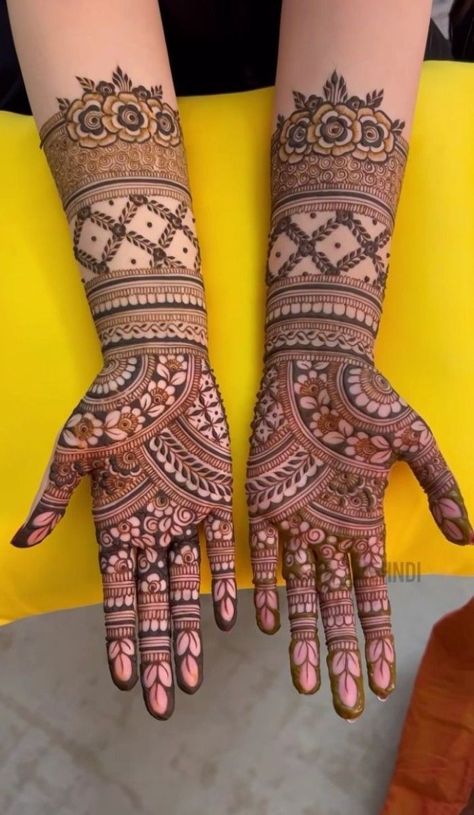 punjabi royal front hand mehndi design
