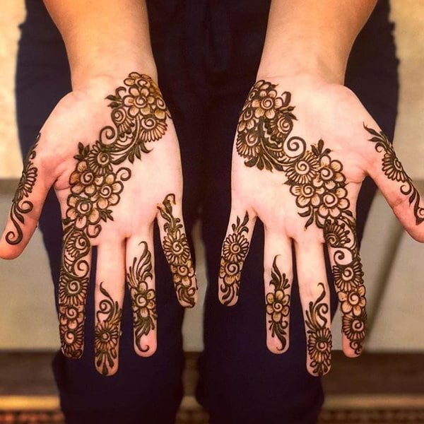 front hand stylish front hand simple mehndi design