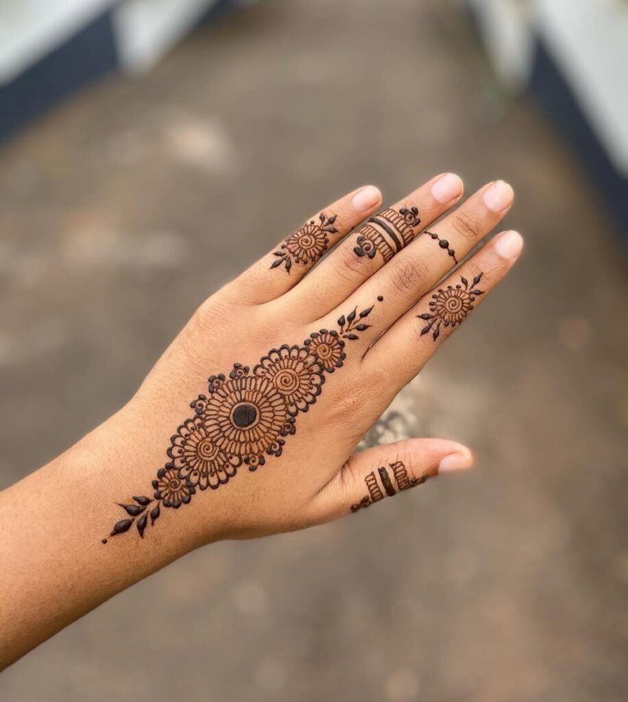 instagram modern back hand mehndi design