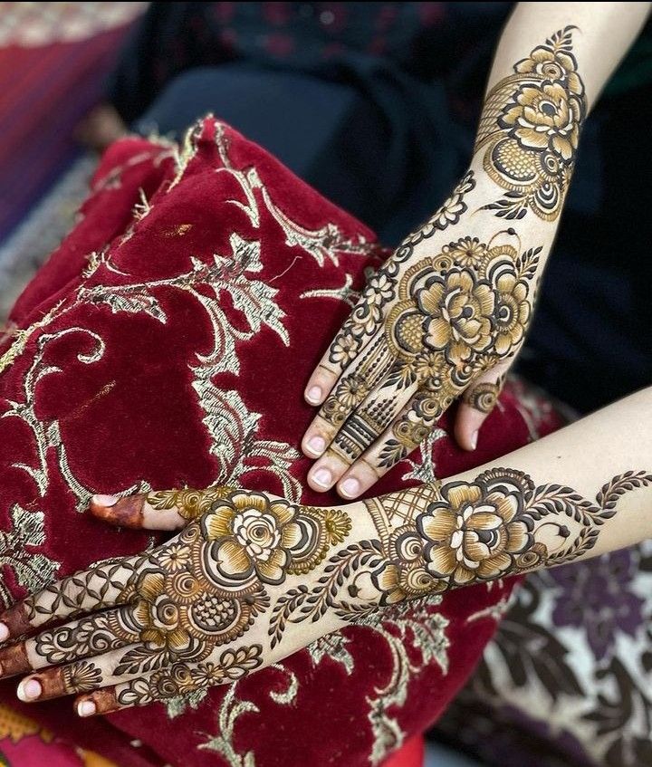 bridal dulhan mehndi design​


