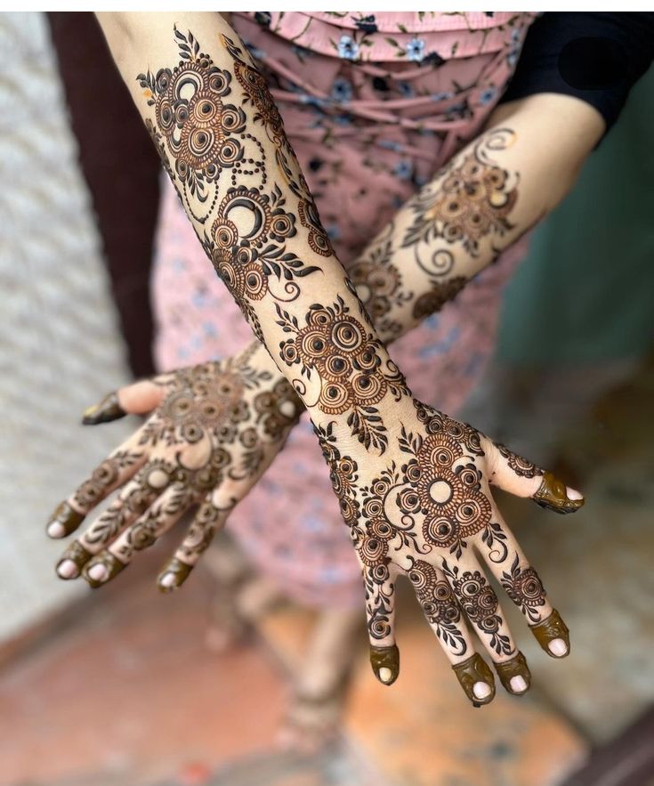 bridal arabic mehndi design​

